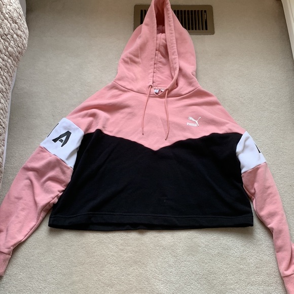 Puma sweatshirt - Picture 2 of 4
